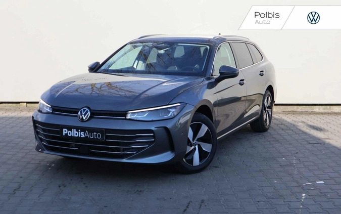 Volkswagen Passat cena 188190 przebieg: 8, rok produkcji 2024 z Olsztyn małe 301